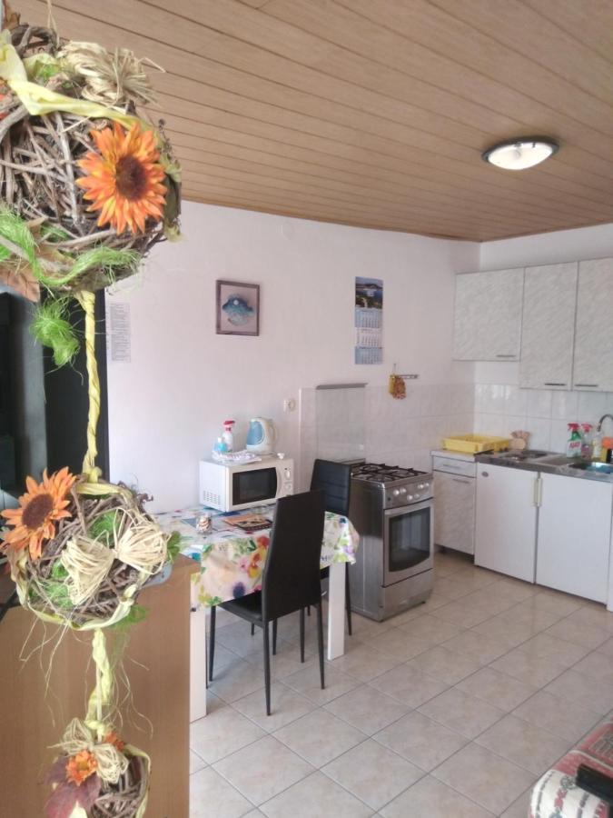 Apartments "Sun-Sea" Lopar Exterior foto
