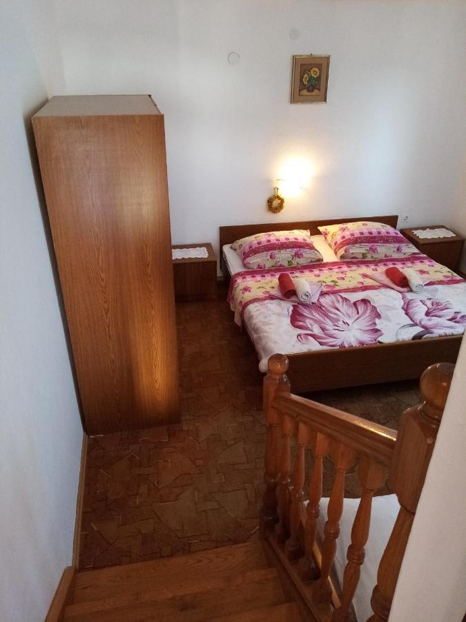 Apartments "Sun-Sea" Lopar Exterior foto